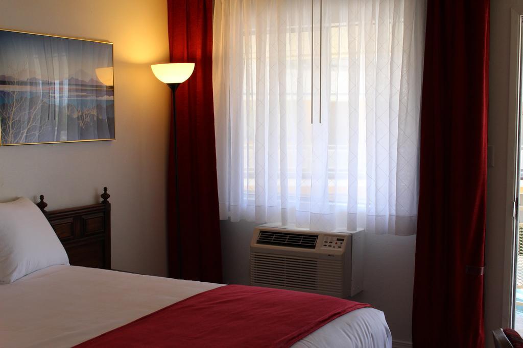 Sovana Inn Medford Oda fotoğraf