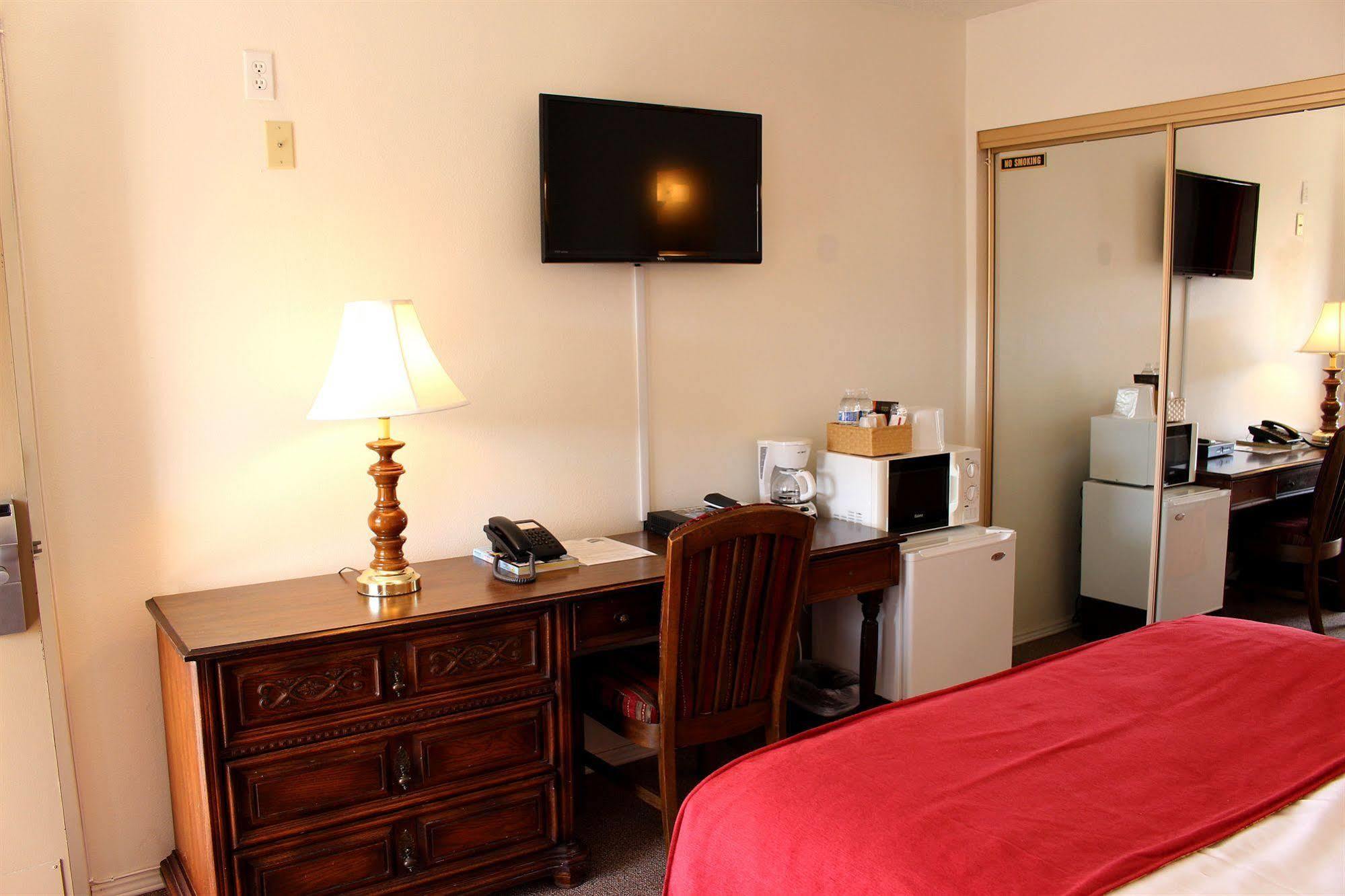 Sovana Inn Medford Dış mekan fotoğraf